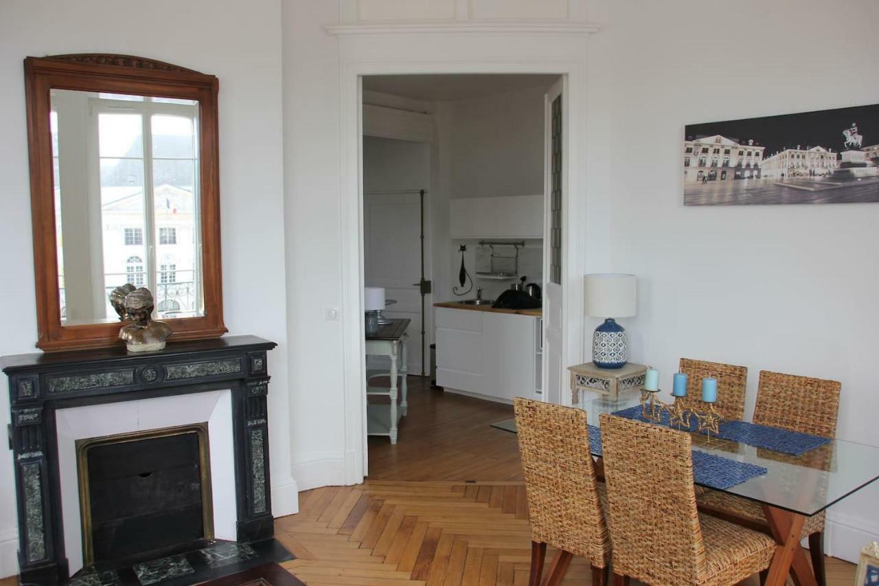 Appartement F3 Au Balcon De La Place Du Martroi أورلييو المظهر الخارجي الصورة